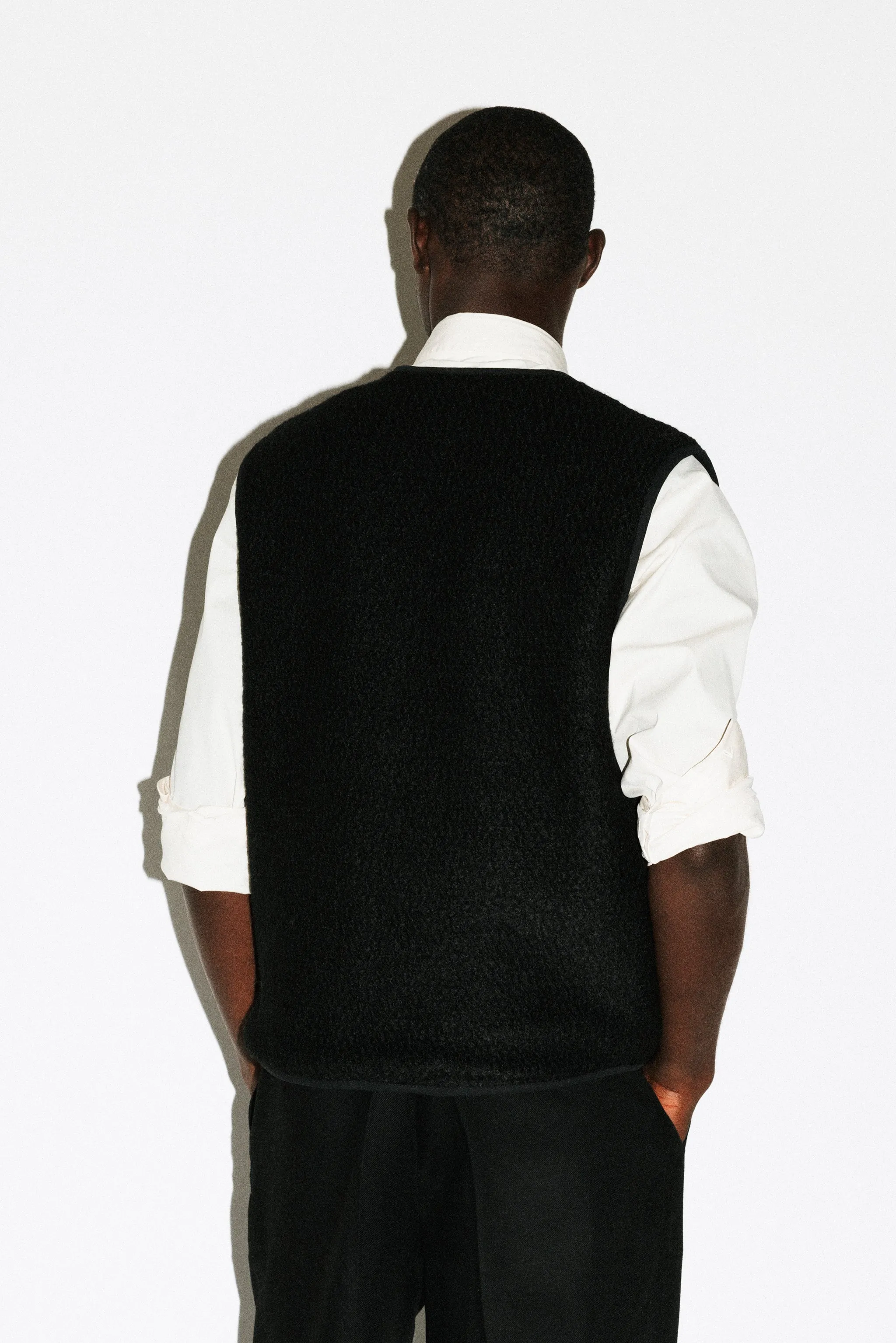 Alta Textural Teddy Gilet  |  Black