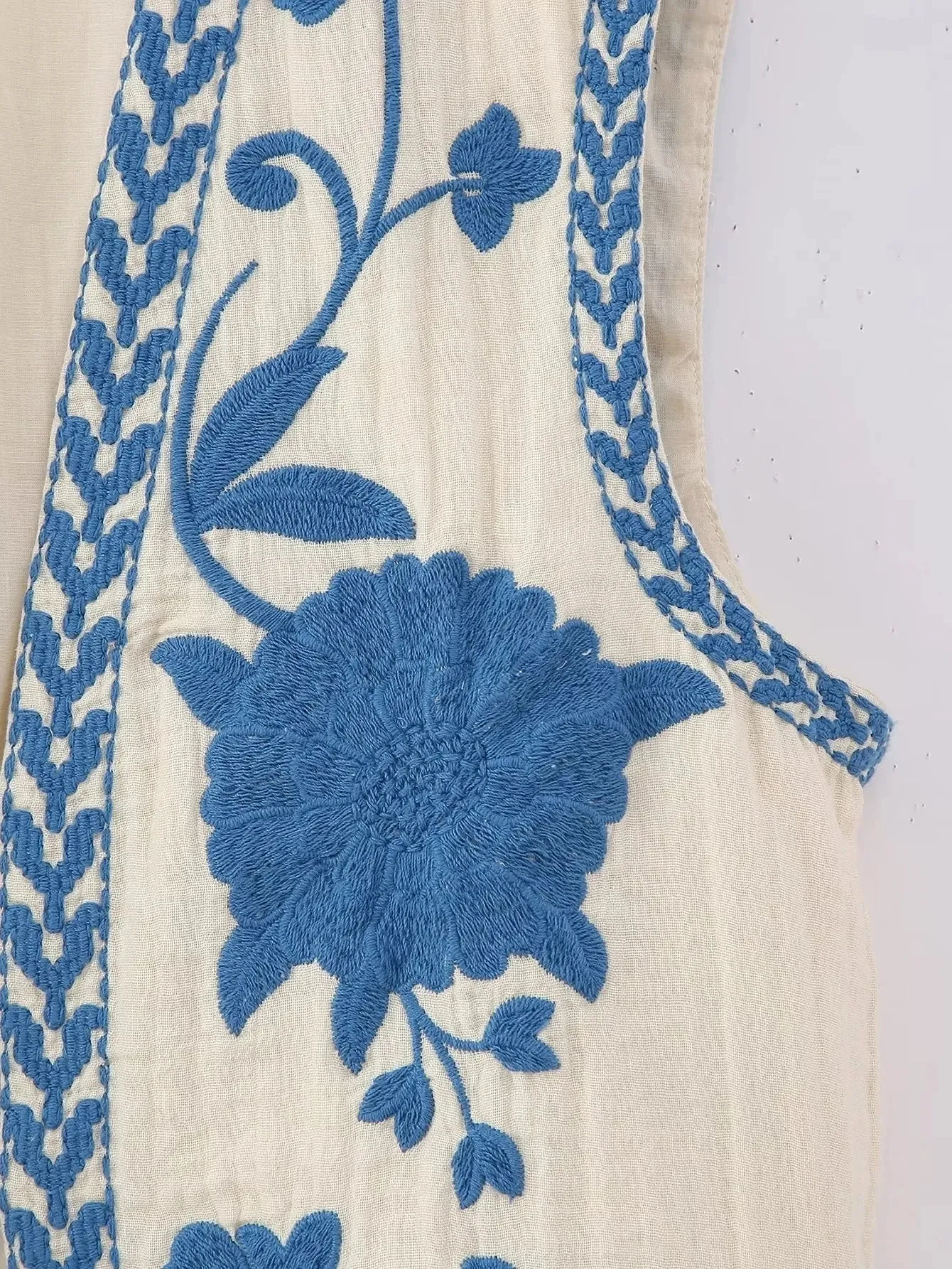 Artisanal Embroidered Cropped Waistcoat - Women Vintage Vest