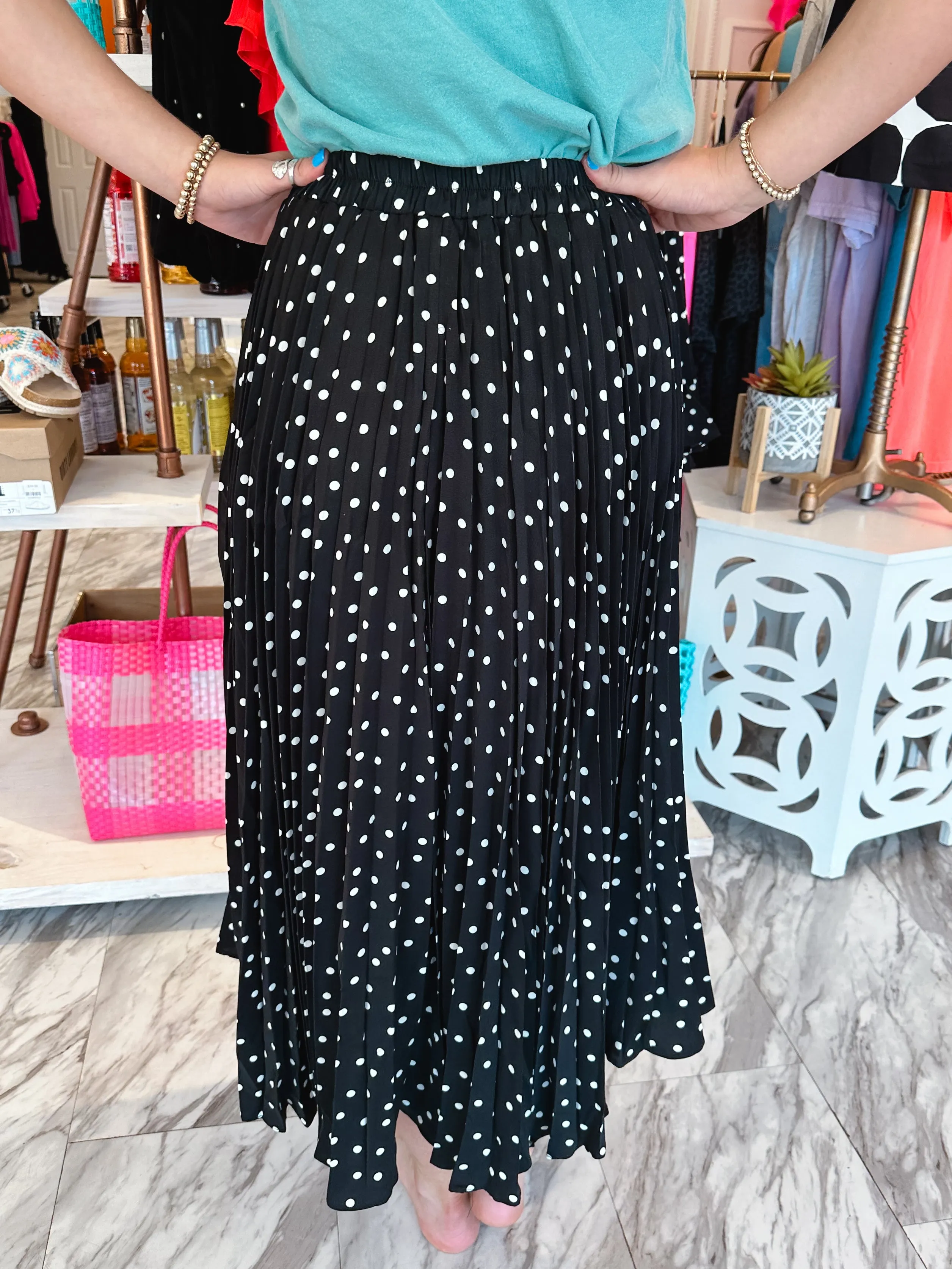 Feeling Posh Black Dot Pleated Skirt