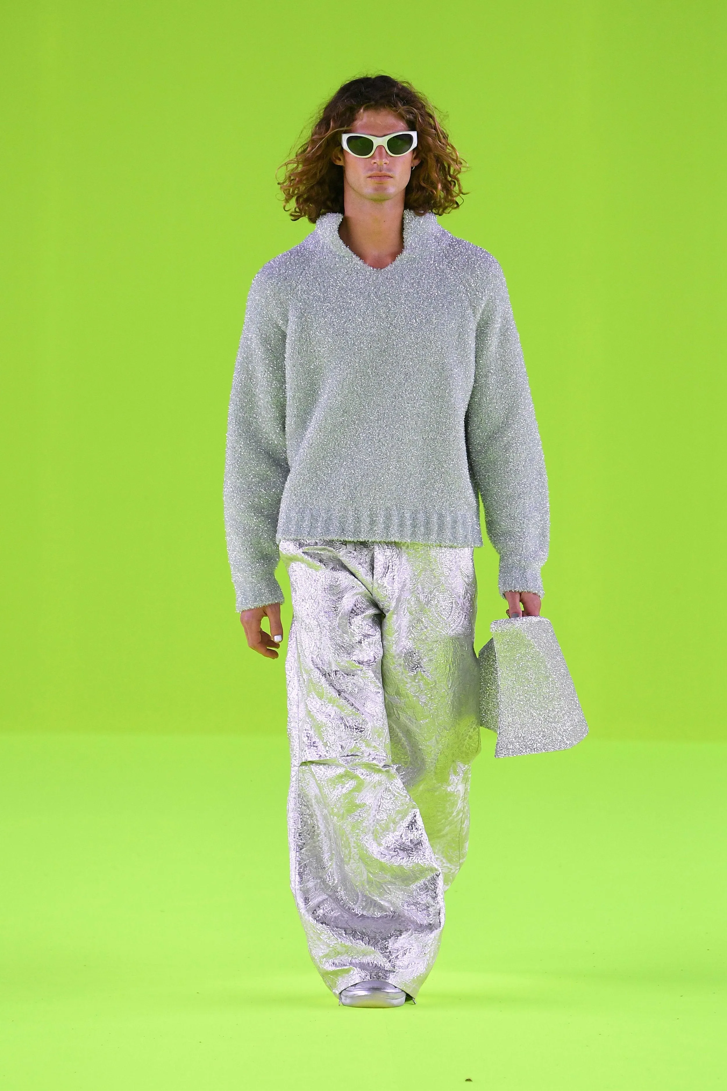 Open Neck Glitter Raglan Pullover