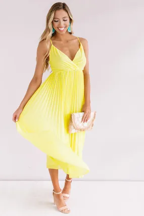 Photo Finish Pleated Midi In Neon Yellow